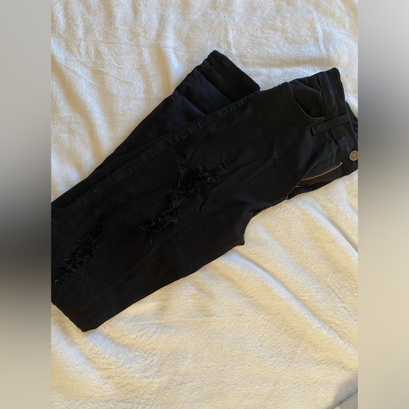 Distressed black skinny jeans - Picture 1 of 9